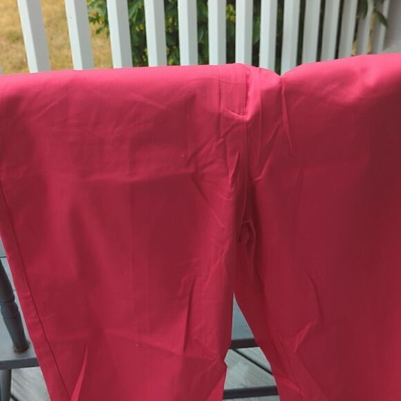 New 16 Natural Fit Hot Pink Capris Summer Beach NWT - Picture 10 of 14
